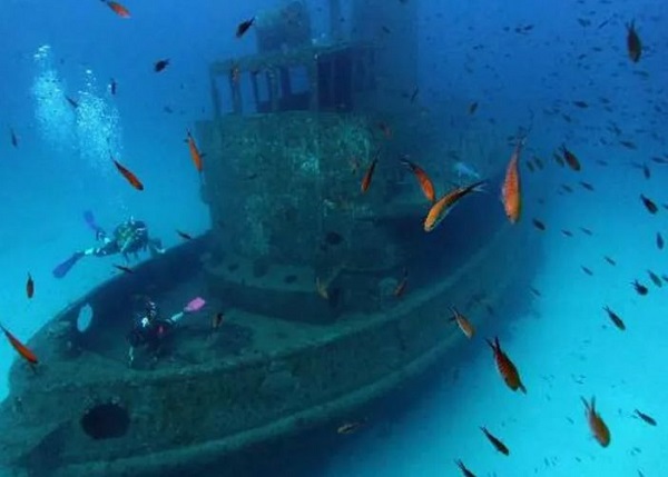8 самых невероятных затонувших кораблей